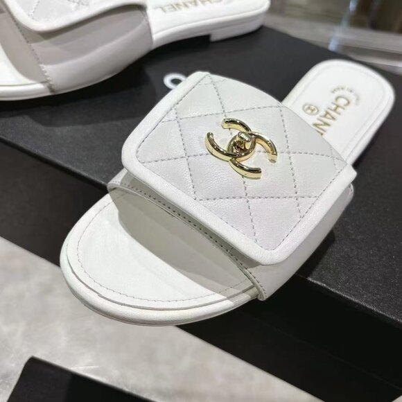 Chanel flip flops flat sandals - Picture 7 of 7